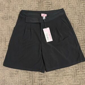 Future Collective Women’s Relaxed Pleated Front Trouser Shorts, Black, Size 8